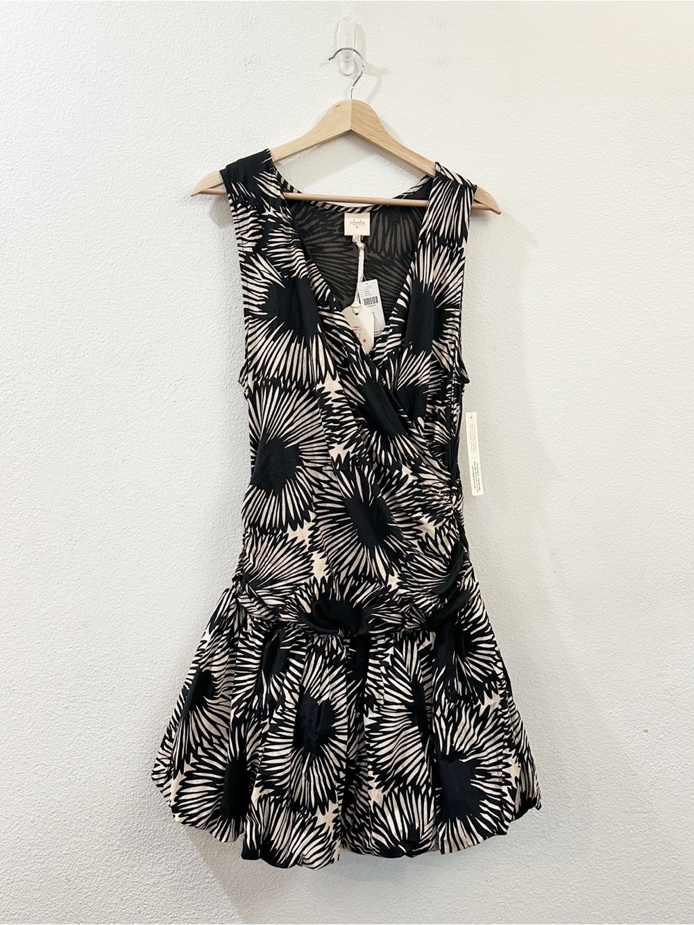 Anthropologie Plenty by Tracy Reese Drop-Waist Bubble-Hem Dress Black White Sz L - Picture 4 of 12